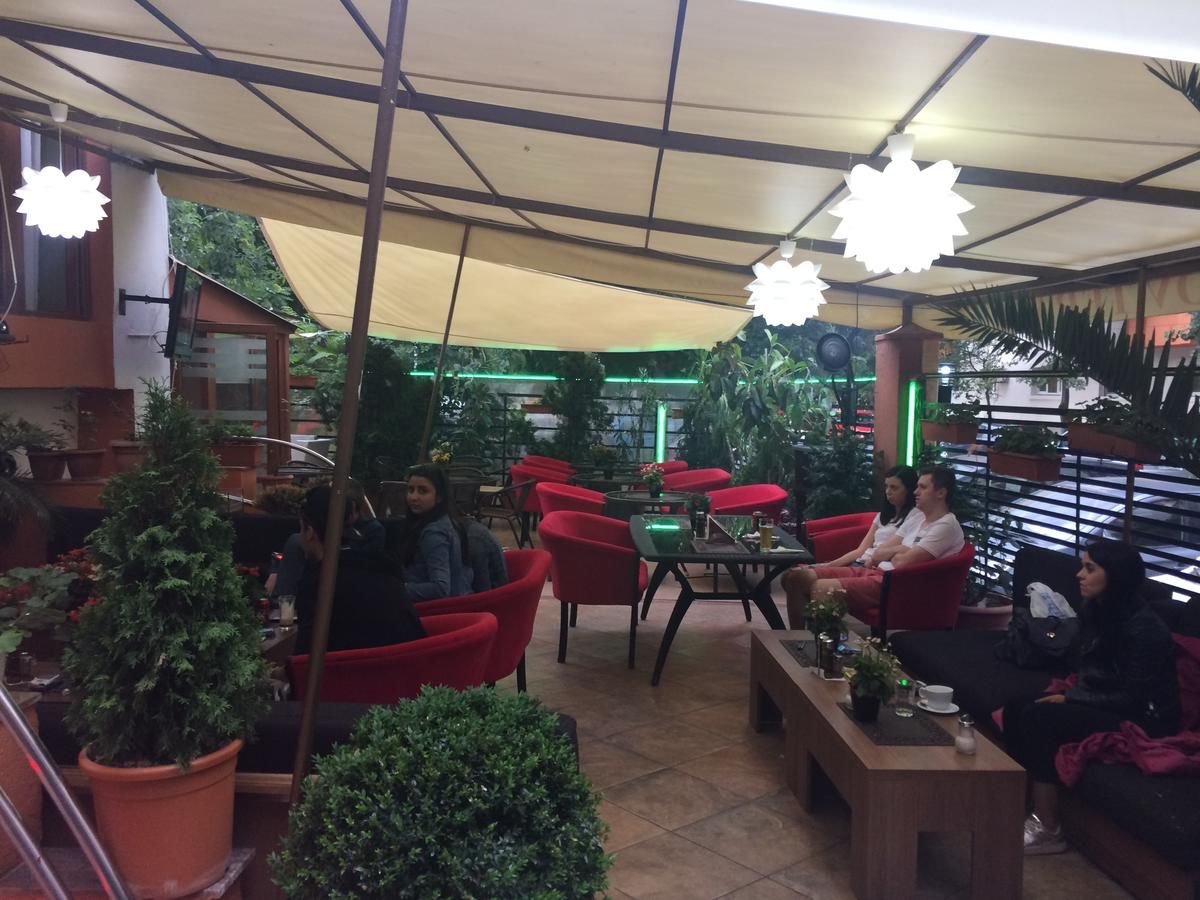 Отель Byblov Rooms Boutique Бухарест-12